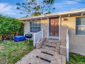 805 20th Street A,B,C, West Palm Beach FL 33407