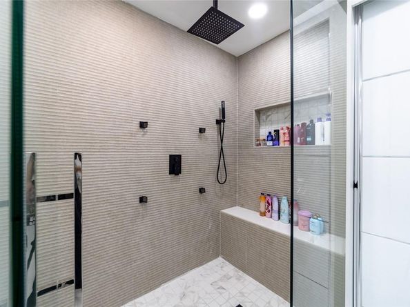 131 NW 72nd Way, Hollywood FL 33024