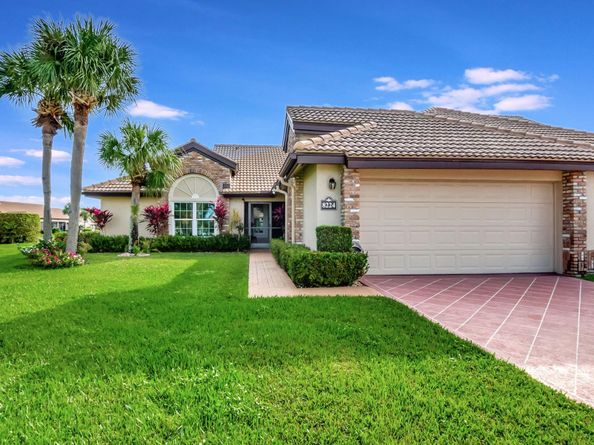 8224 Cassia Dr, Boynton Beach FL 33472