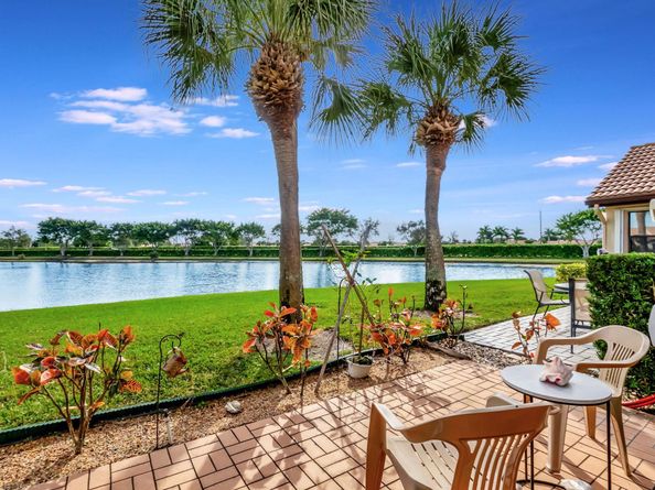 8224 Cassia Dr, Boynton Beach FL 33472