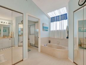 8224 Cassia Dr, Boynton Beach FL 33472