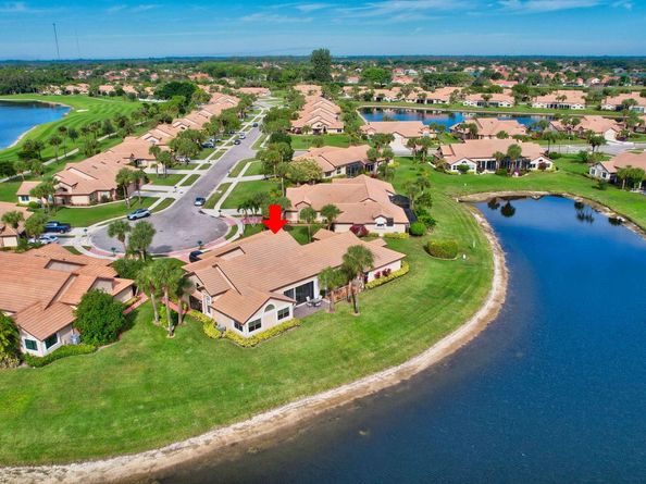 8224 Cassia Dr, Boynton Beach FL 33472