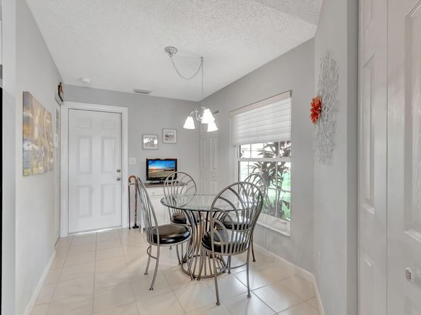 8224 Cassia Dr, Boynton Beach FL 33472