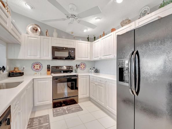 8224 Cassia Dr, Boynton Beach FL 33472