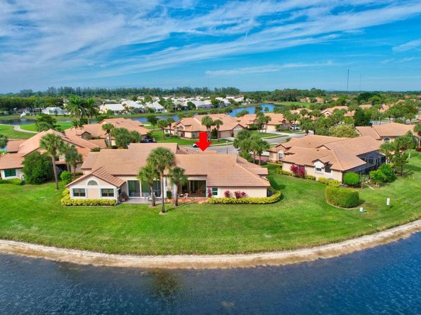 8224 Cassia Dr, Boynton Beach FL 33472