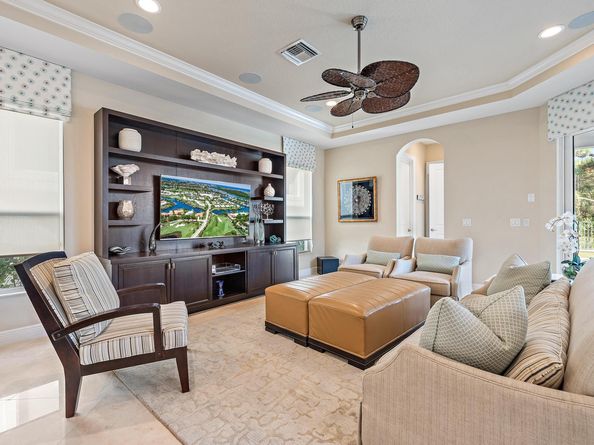 1727 W Hemingway Drive, Juno Beach FL 33408