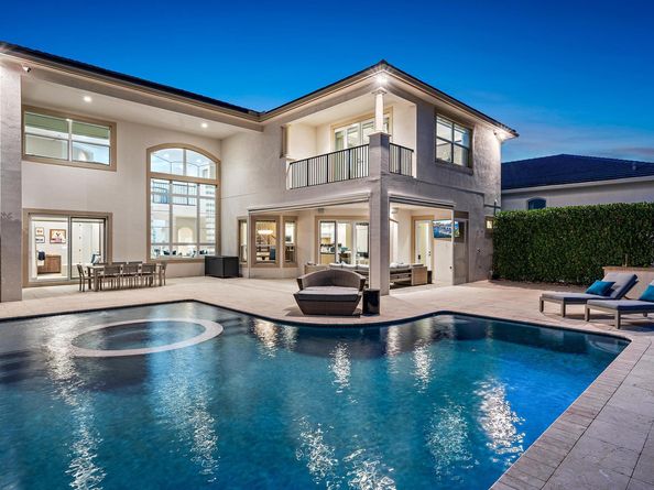 1727 W Hemingway Drive, Juno Beach FL 33408