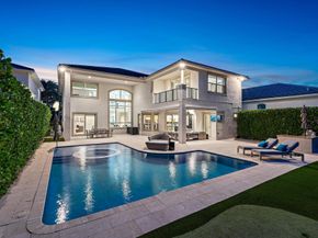 1727 W Hemingway Drive, Juno Beach FL 33408