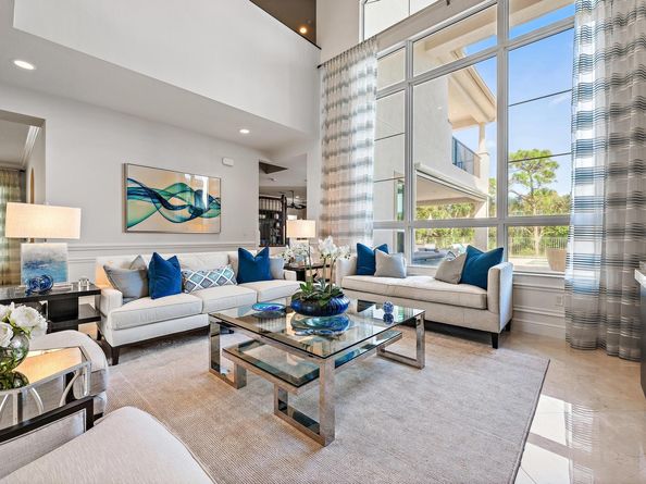 1727 W Hemingway Drive, Juno Beach FL 33408