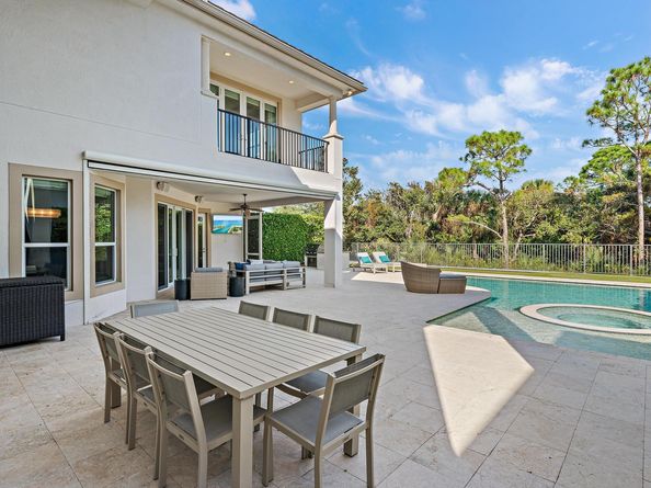 1727 W Hemingway Drive, Juno Beach FL 33408