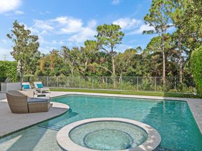 1727 W Hemingway Drive, Juno Beach FL 33408