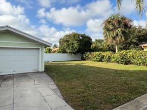 418 NE 4th St, Pompano Beach FL 33060
