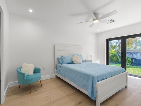 303/305 De Carie Street, Delray Beach FL 33444