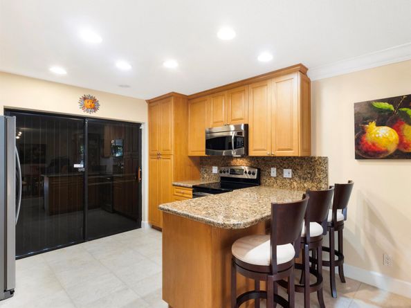 662 Mariners Way, Boynton Beach FL 33435