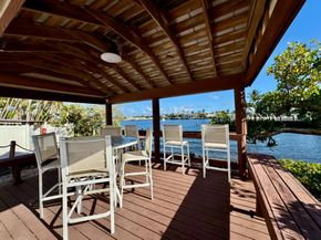 662 Mariners Way, Boynton Beach FL 33435
