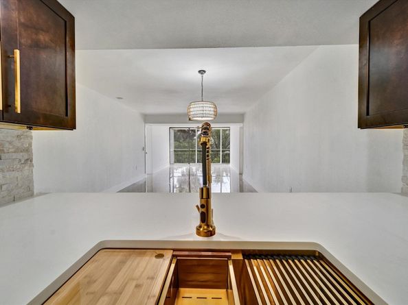 6181 Balboa Circle 303, Boca Raton FL 33433