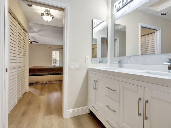 9720 Malvern Dr, Tamarac FL 33321