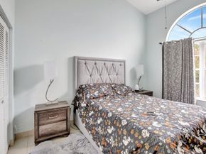 9720 Malvern Dr, Tamarac FL 33321