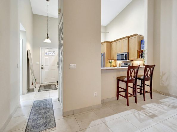 9720 Malvern Dr, Tamarac FL 33321