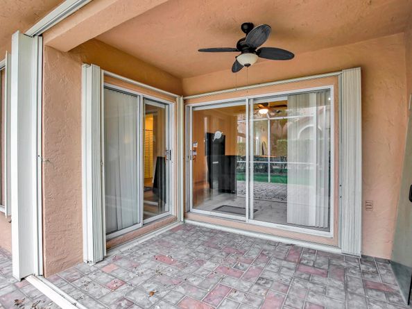 9720 Malvern Dr, Tamarac FL 33321