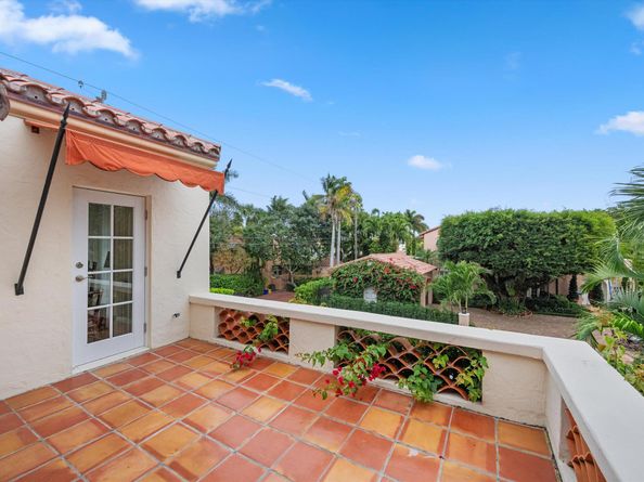 2411 Aravale Road, West Palm Beach FL 33401