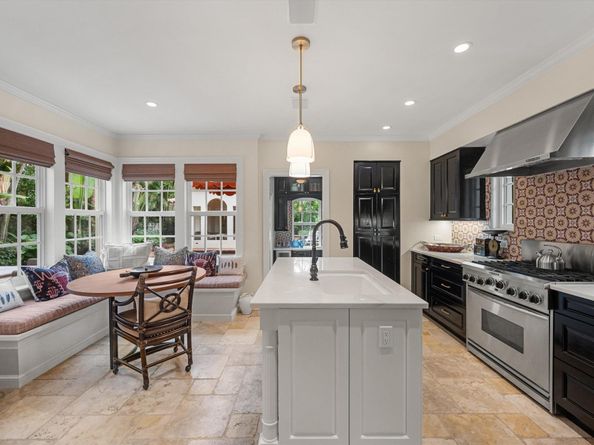 2411 Aravale Road, West Palm Beach FL 33401