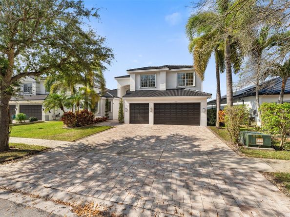 5318 SW 195th Terrace, Miramar FL 33029