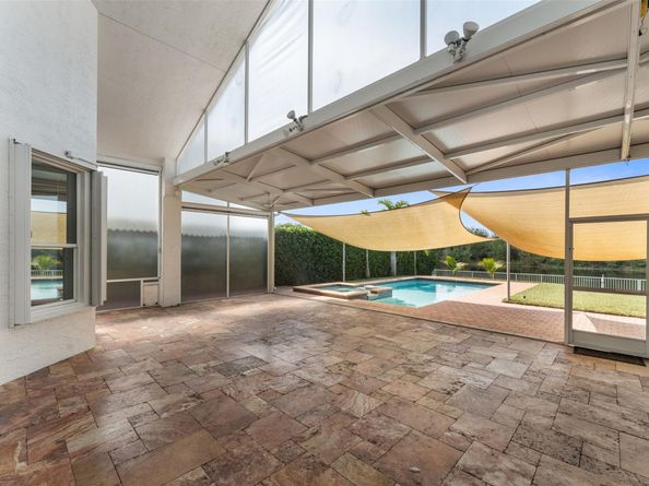 5318 SW 195th Terrace, Miramar FL 33029
