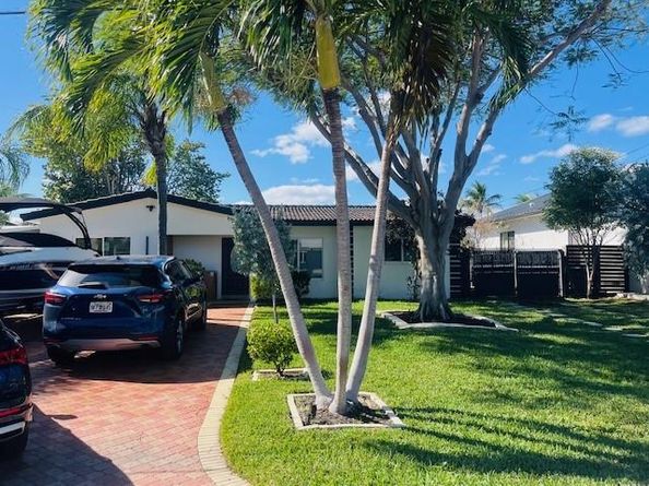 421 SE 14th Ave, Pompano Beach FL 33060