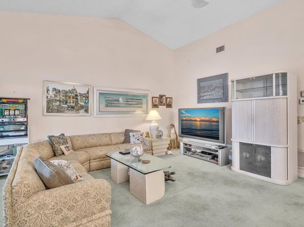 5833 Parkwalk Dr 5833, Boynton Beach FL 33472
