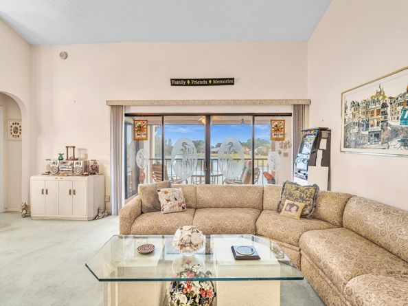 5833 Parkwalk Dr 5833, Boynton Beach FL 33472