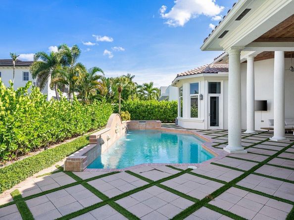 2124 W Maya Palm Drive, Boca Raton FL 33432