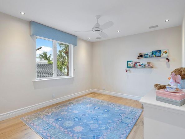 2124 W Maya Palm Drive, Boca Raton FL 33432