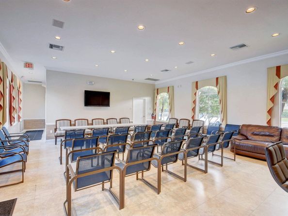 6088 Eaton Street, West Palm Beach FL 33411