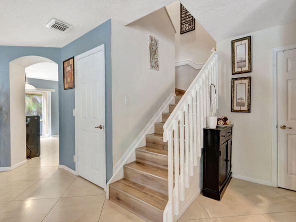 6088 Eaton Street, West Palm Beach FL 33411