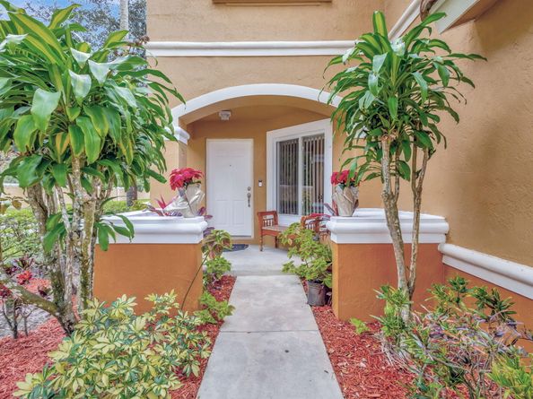 6088 Eaton Street, West Palm Beach FL 33411