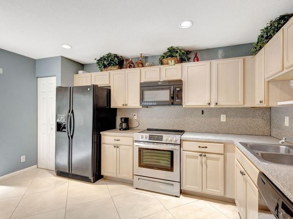 6088 Eaton Street, West Palm Beach FL 33411