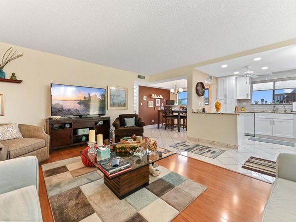 15217 Lakes Of Delray Boulevard 117, Delray Beach FL 33484