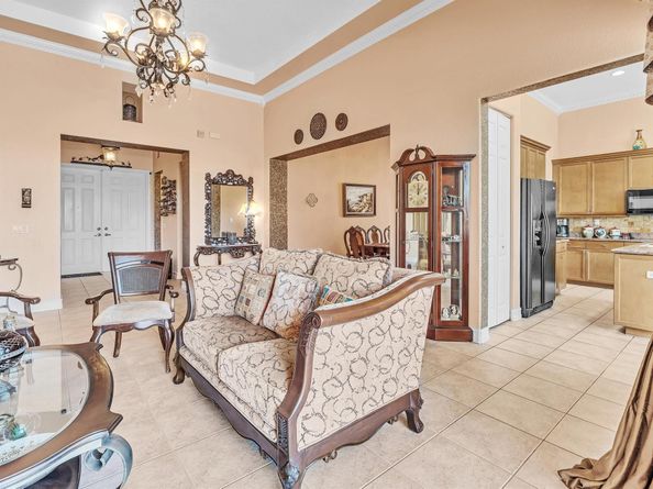 8122 NW 109th Ln, Parkland FL 33076