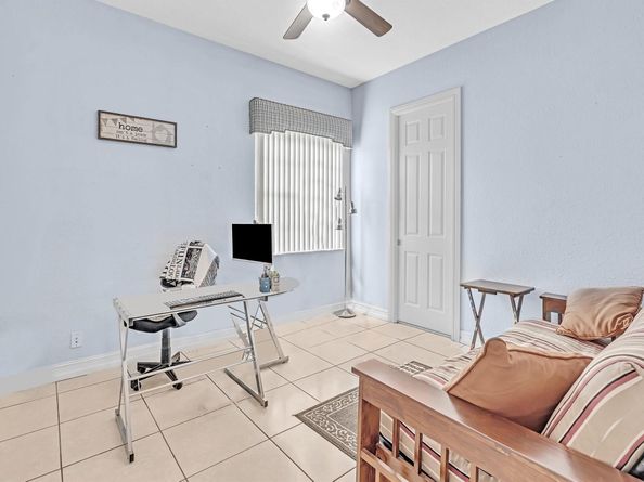 8122 NW 109th Ln, Parkland FL 33076