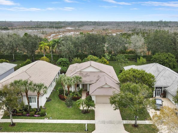 2464 Sailfish Cove Drive, West Palm Beach FL 33411