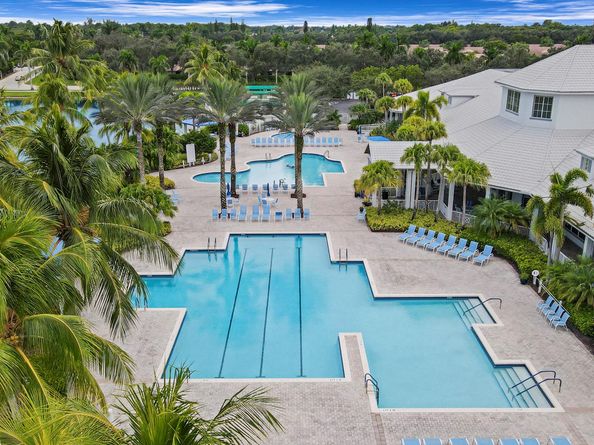 2464 Sailfish Cove Drive, West Palm Beach FL 33411
