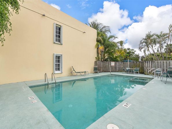 3221 NE 16 Street 100, Pompano Beach FL 33062