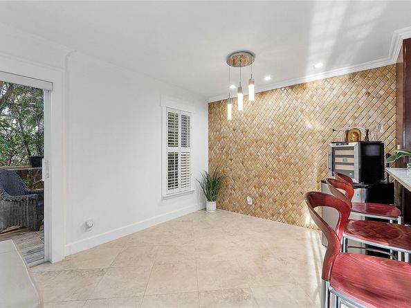 3221 NE 16 Street 100, Pompano Beach FL 33062