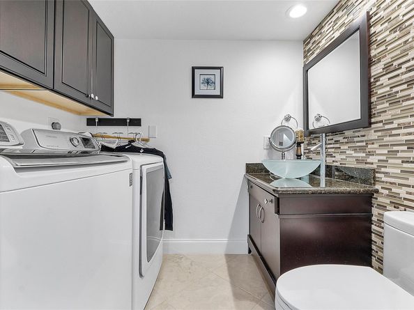 3221 NE 16 Street 100, Pompano Beach FL 33062
