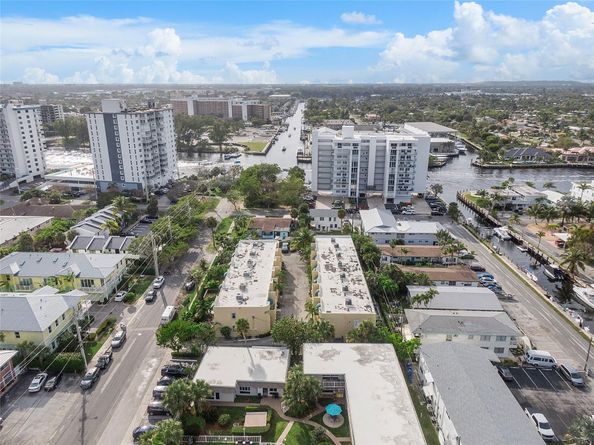 3221 NE 16 Street 100, Pompano Beach FL 33062