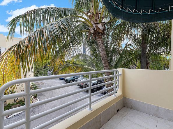 3221 NE 16 Street 100, Pompano Beach FL 33062