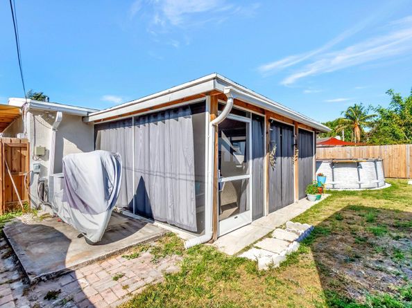 3890 Ocala Road, Lake Worth FL 33462