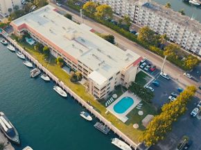 1700 SE 15th St 302, Fort Lauderdale FL 33316