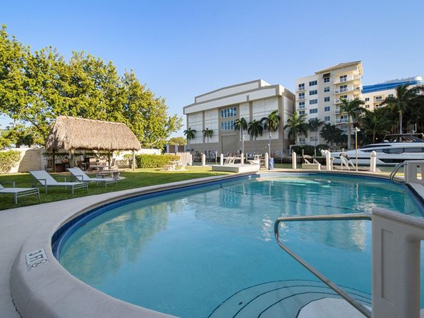 1700 SE 15th St 302, Fort Lauderdale FL 33316
